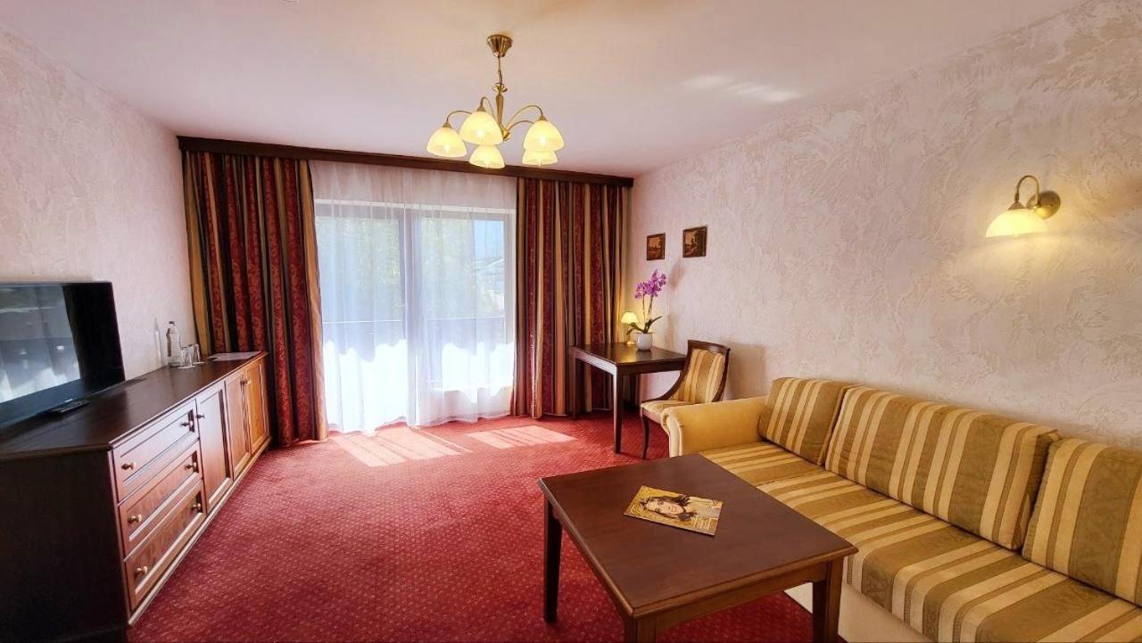 Hotel-Restaurant Batzenhaeusl อินส์บรุค ภายนอก รูปภาพ