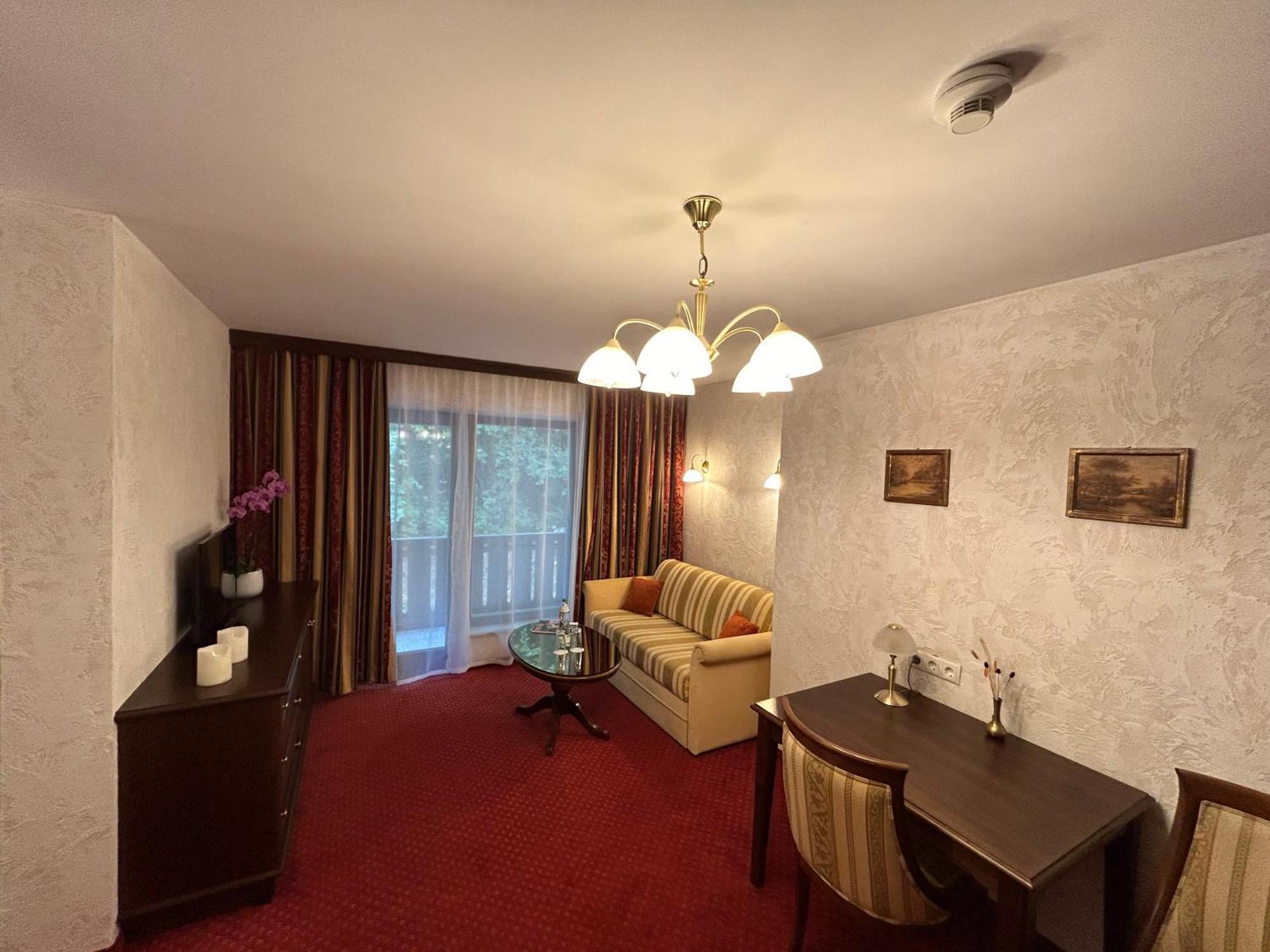Hotel-Restaurant Batzenhaeusl อินส์บรุค ภายนอก รูปภาพ
